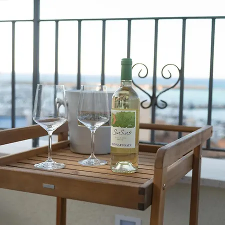Marinaro Apartment *